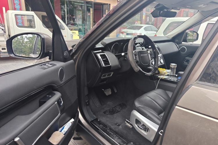 Used Land Rover Discovery 2017 3.0 SC V6 S Driver Seat