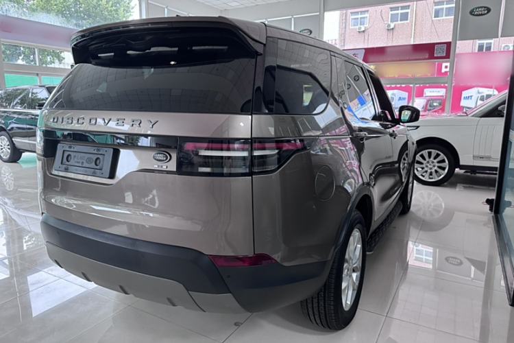 Used Land Rover Discovery 2017 3.0 SC V6 SE Exterior 3