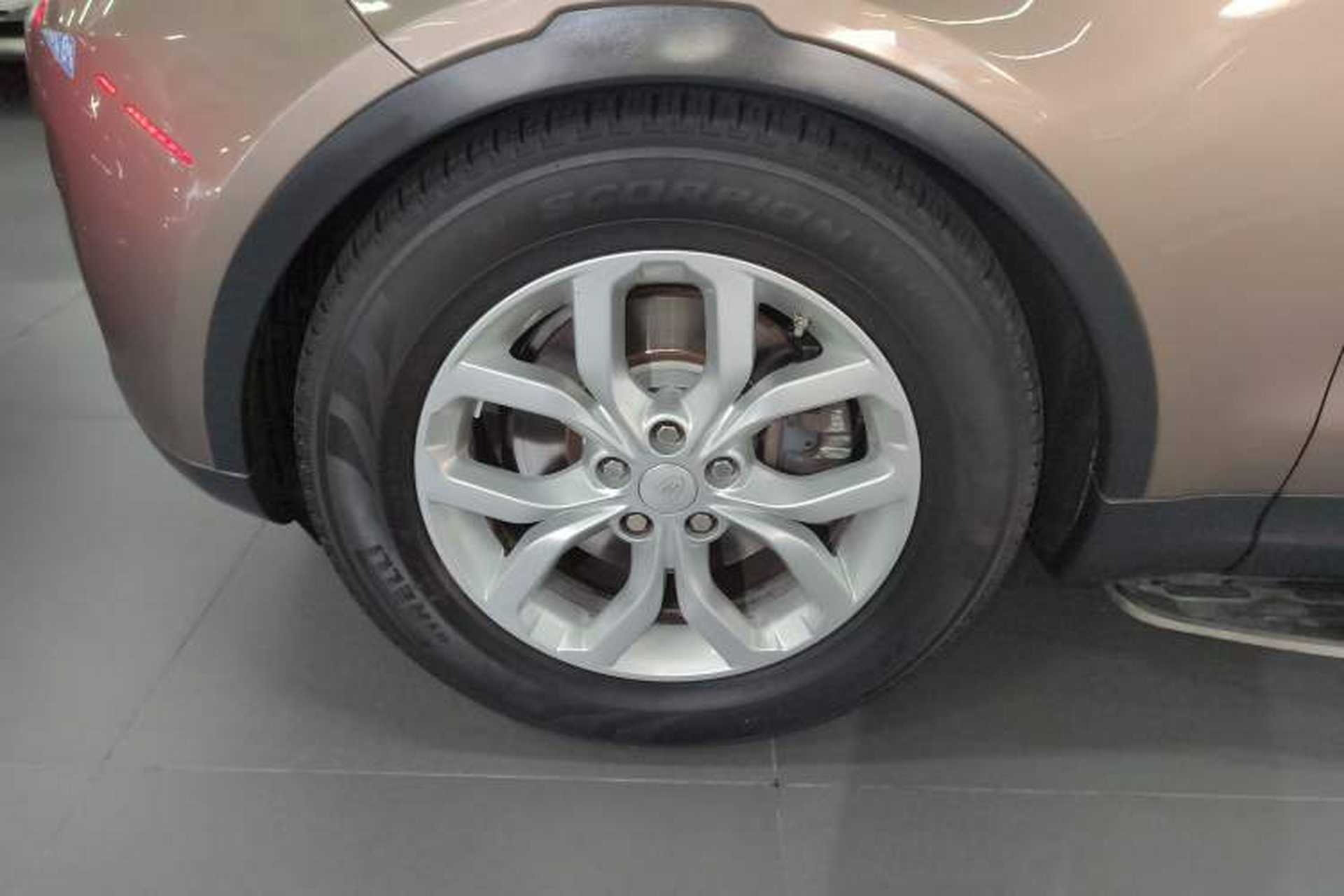 Used Land Rover Discovery 2017 3.0 SC V6 SE Exterior 7
