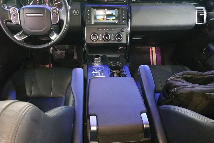 Used Land Rover Discovery 2017 3.0 SC V6 S Gear Lever