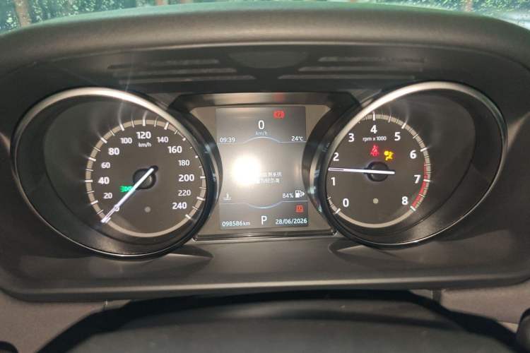 Used Land Rover Discovery 2017 3.0 SC V6 HSE Instrument Cluster
