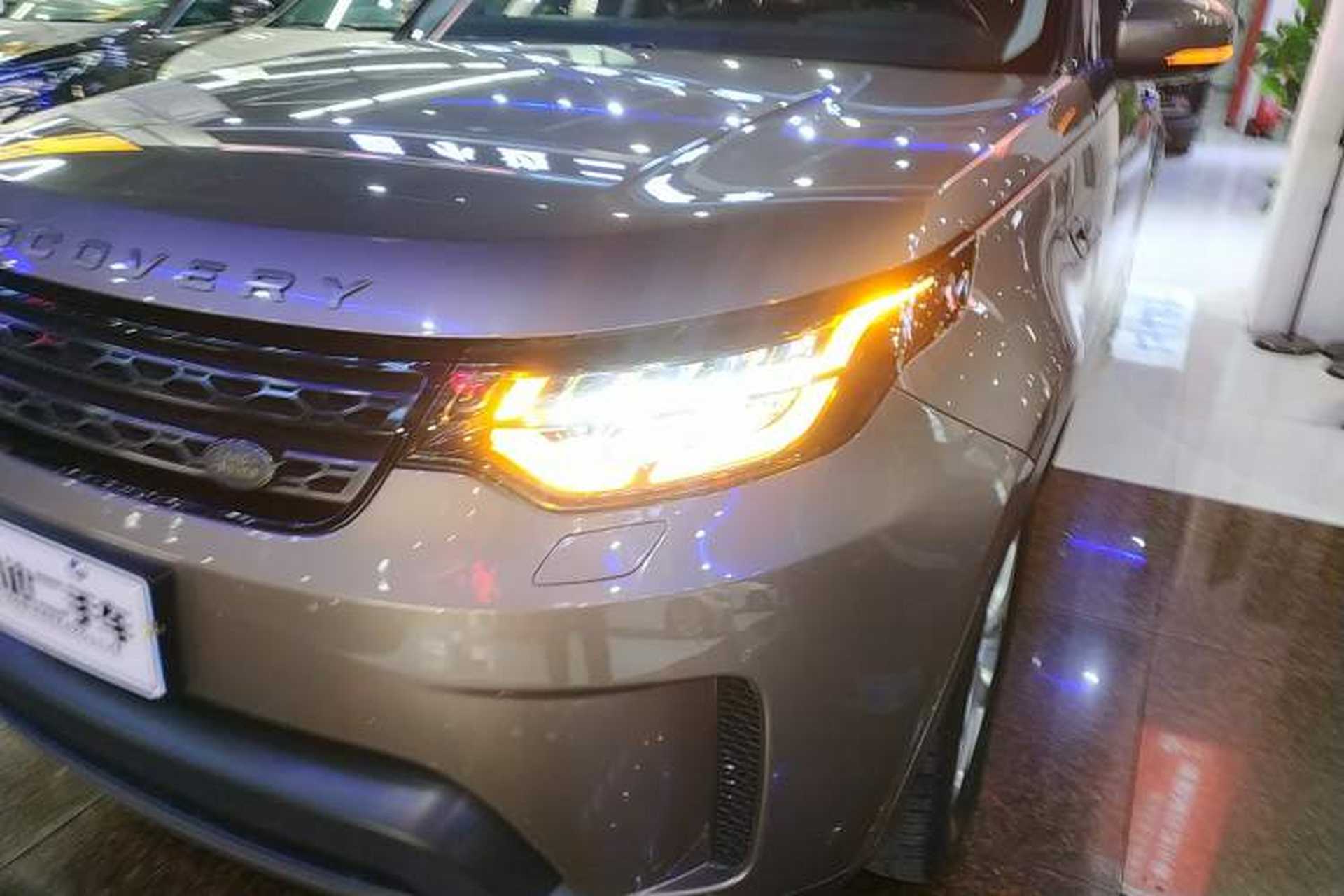 Used Land Rover Discovery 2017 3.0 SC V6 S Left Front Headlight
