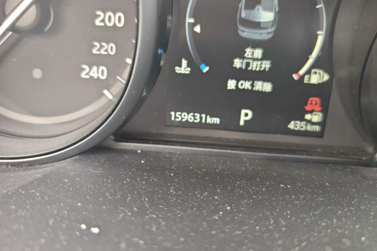 Used Land Rover Discovery 2017 3.0 SC V6 S Odometer Close Up
