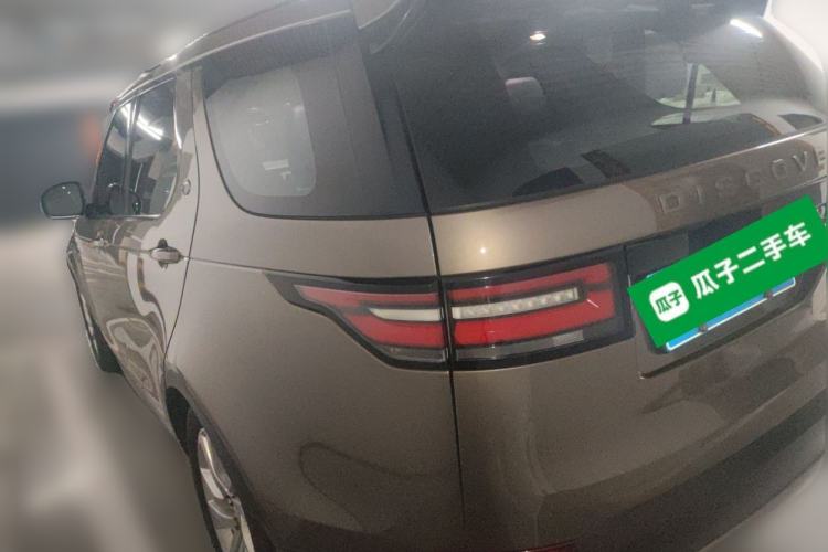 Used Land Rover Discovery 2017 3.0 SC V6 HSE Rear Left 45 Deg