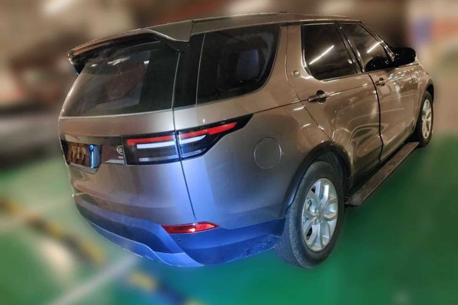 Used Land Rover Discovery 2017 3.0 SC V6 S Rear Right 45 Deg