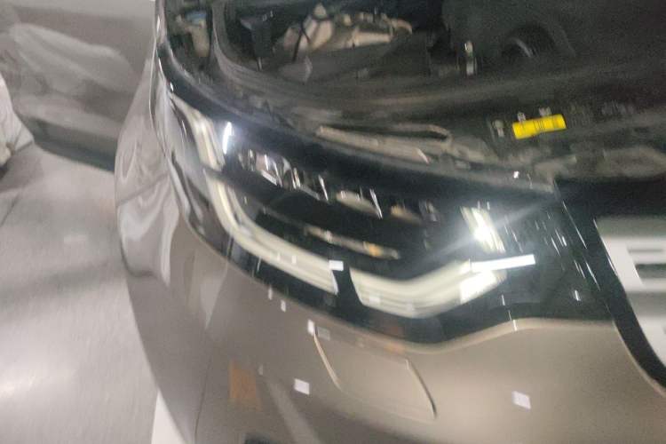 Used Land Rover Discovery 2017 3.0 SC V6 HSE Right Front Headlight