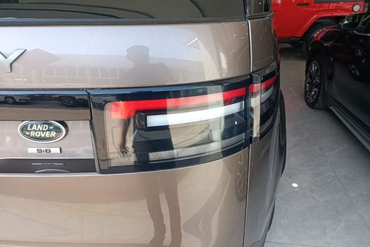 Used Land Rover Discovery 2017 3.0 SC V6 SE Right Rear Taillight