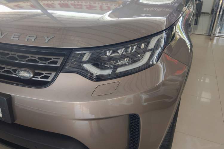 Used Land Rover Discovery 2017 3.0 SC V6 S Left Front Headlight