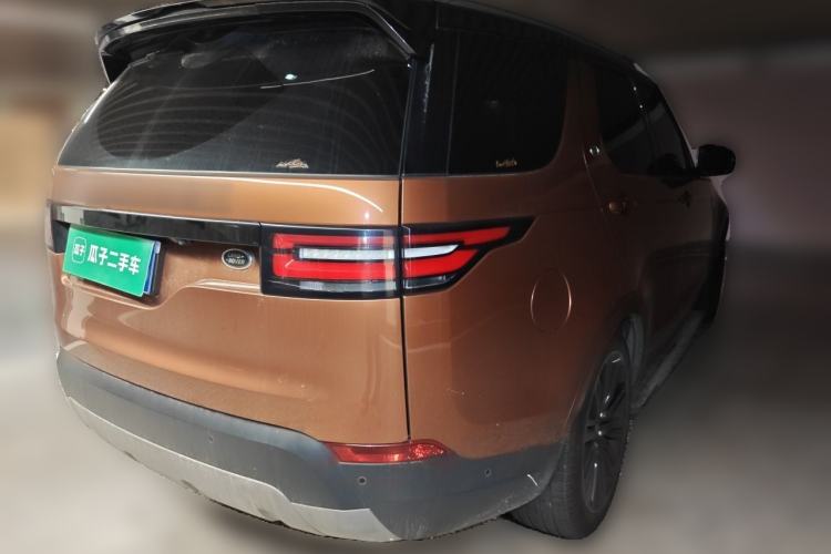Used Land Rover Discovery 2017 3.0 SC V6 First Edition Limited Edition Rear Right 45 Deg