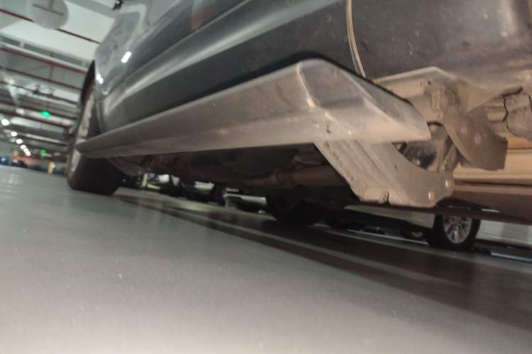 Used Land Rover Discovery 2017 3.0 SC V6 HSE Chassis Front Right