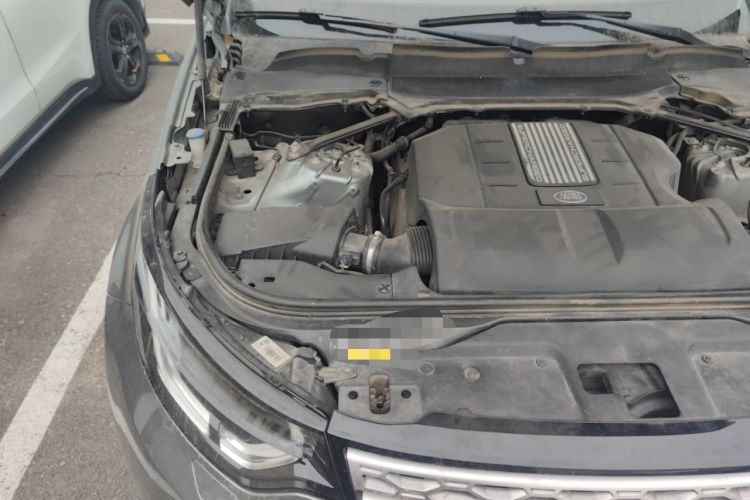 Used Land Rover Discovery 2017 3.0 SC V6 HSE Engine Bay Right