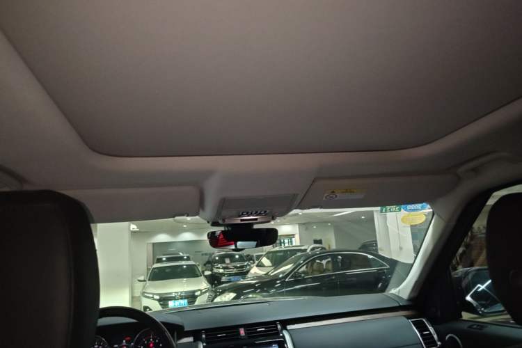 Used Land Rover Discovery 2017 3.0 SC V6 HSE Headliner
