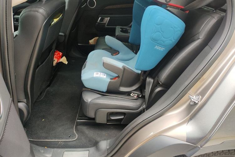 Used Land Rover Discovery 2017 3.0 SC V6 HSE Left Rear Seat