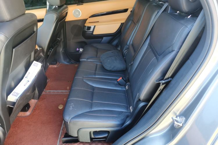 Used Land Rover Discovery 2017 3.0 SC V6 SE Left Rear Seat