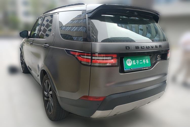 Used Land Rover Discovery 2017 3.0 SC V6 HSE Rear Left 45 Deg