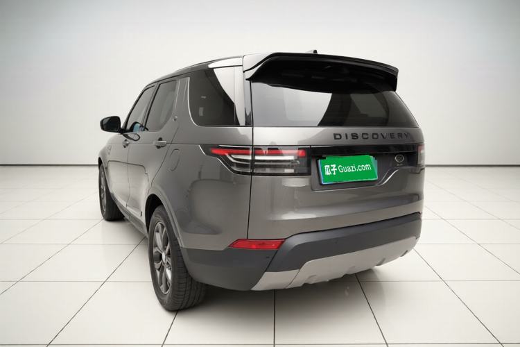 Used Land Rover Discovery 2017 3.0 SC V6 SE Rear Left 45 Deg
