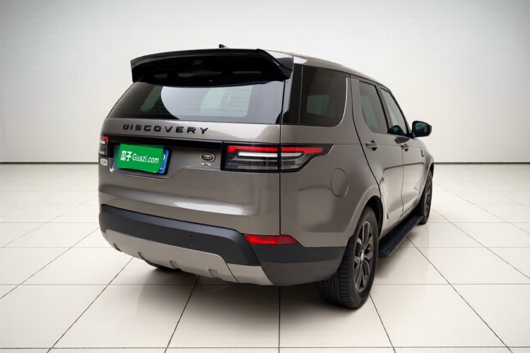 Used Land Rover Discovery 2017 3.0 SC V6 SE Rear Right 45 Deg