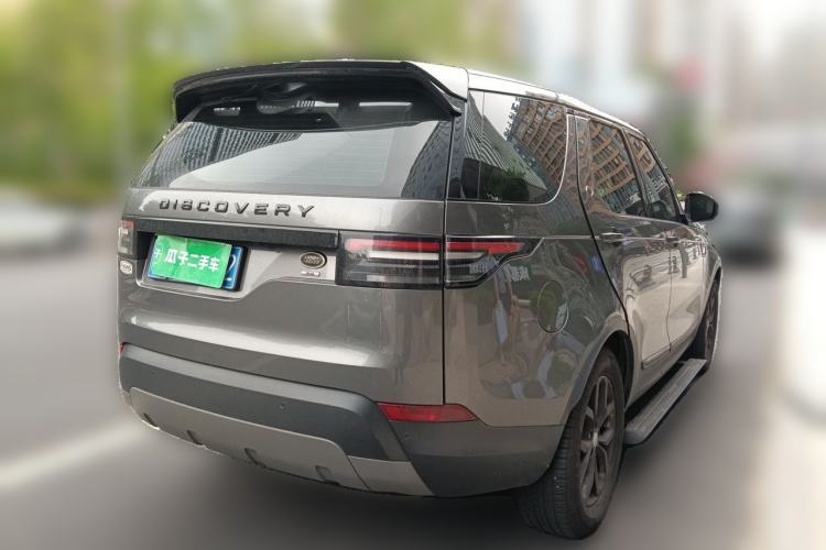 Used Land Rover Discovery 2017 3.0 SC V6 SE Rear Right 45 Deg