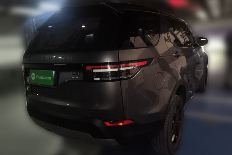 Used Land Rover Discovery 2017 3.0 SC V6 SE Rear Right 45 Deg