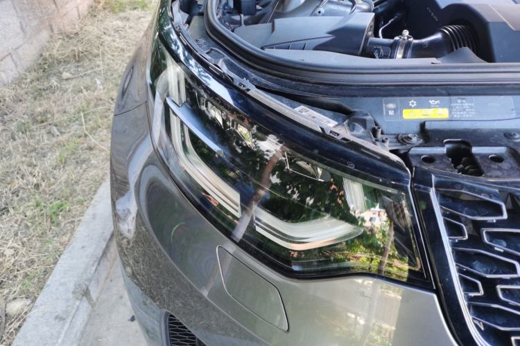 Used Land Rover Discovery 2017 3.0 SC V6 SE Right Front Headlight