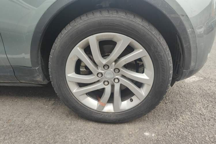 Used Land Rover Discovery 2017 3.0 SC V6 HSE Right Front Wheel Hub