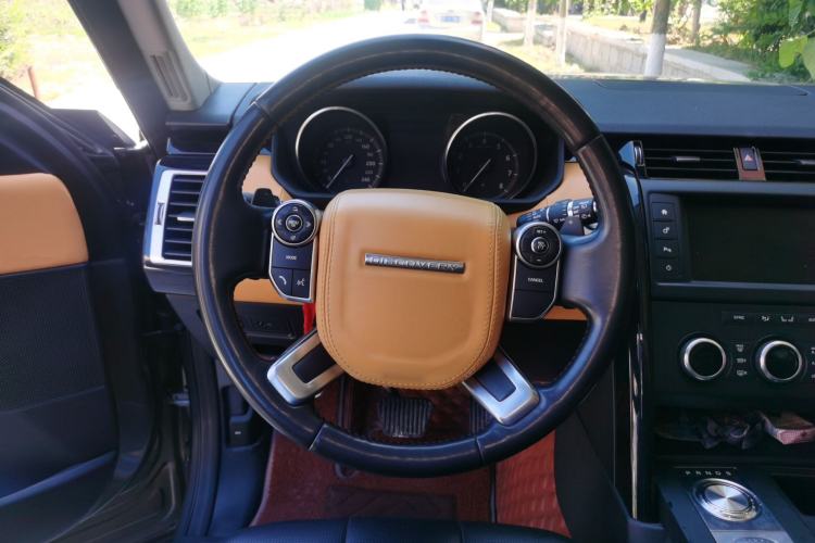 Used Land Rover Discovery 2017 3.0 SC V6 SE Steering Wheel