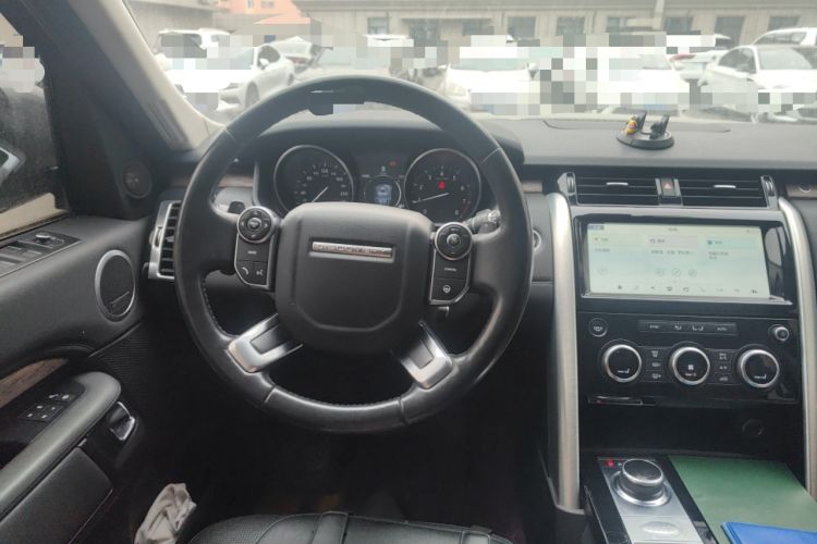 Used Land Rover Discovery 2017 3.0 SC V6 HSE Steering Wheel