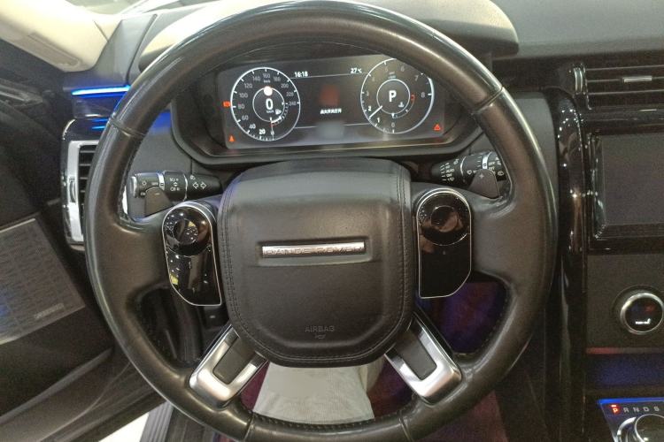 Used Land Rover Discovery 2017 3.0 SC V6 SE Steering Wheel