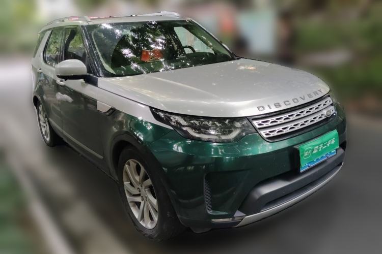 Used Land Rover Discovery 2017 3.0 SC V6 HSE Front Right 45 Deg