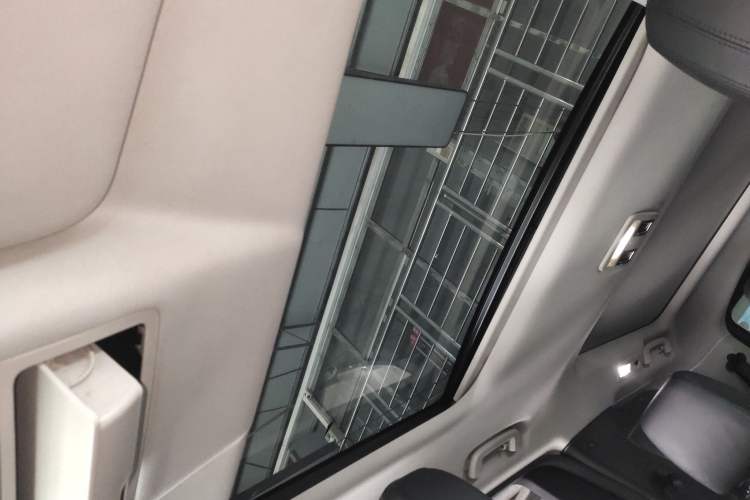 Used Land Rover Discovery 2017 3.0 SC V6 SE Headliner