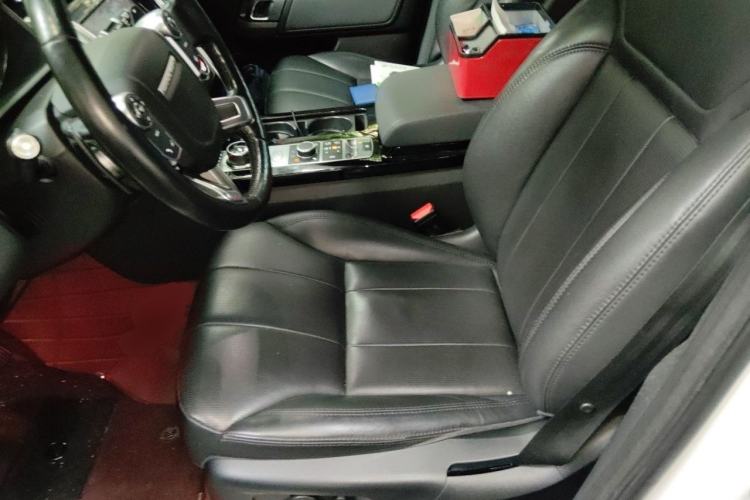 Used Land Rover Discovery 2017 3.0 SC V6 HSE Left Front Seat