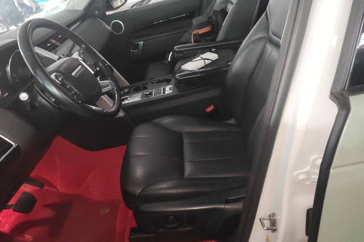 Used Land Rover Discovery 2017 3.0 SC V6 SE Left Front Seat