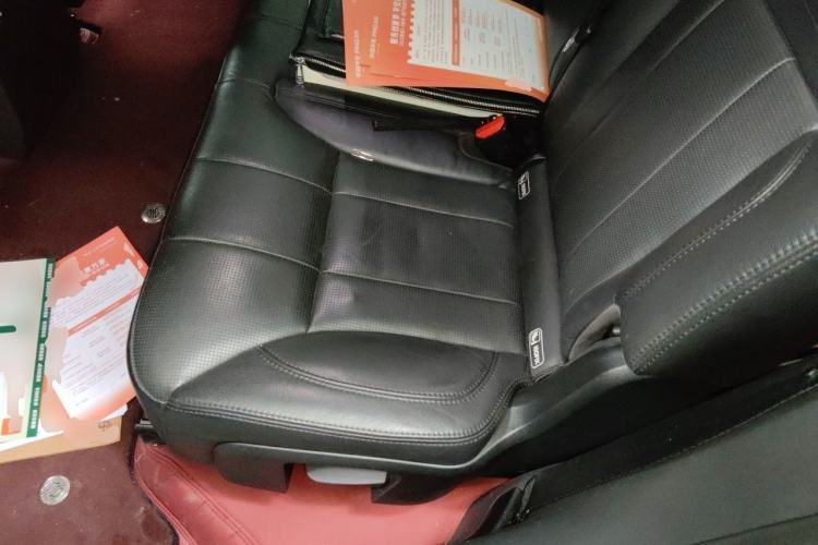 Used Land Rover Discovery 2017 3.0 SC V6 HSE Left Rear Seat