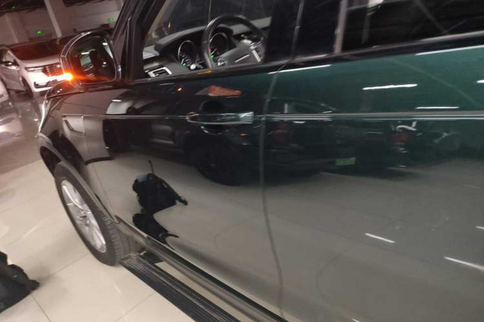 Used Land Rover Discovery 2017 3.0 SC V6 HSE Left Side