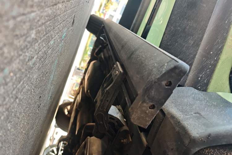 Used Land Rover Discovery 2017 3.0 SC V6 SE Right Side Sill