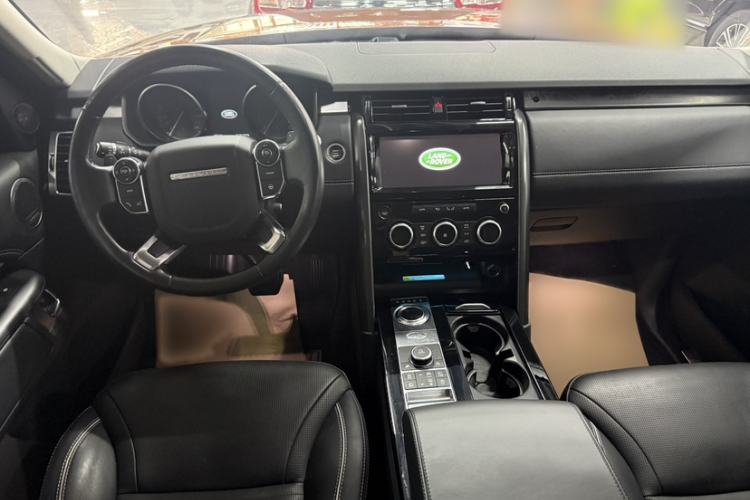 Used Land Rover Discovery 2017 3.0 SC V6 First Edition Limited Edition Interior 2