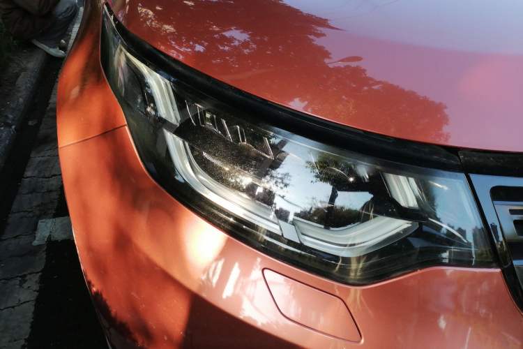 Used Land Rover Discovery 2017 3.0 SC V6 SE Right Front Headlight