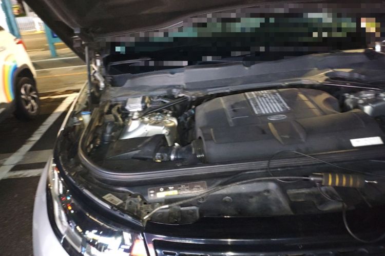 Used Land Rover Discovery 2017 3.0 SC V6 HSE Engine Bay Right