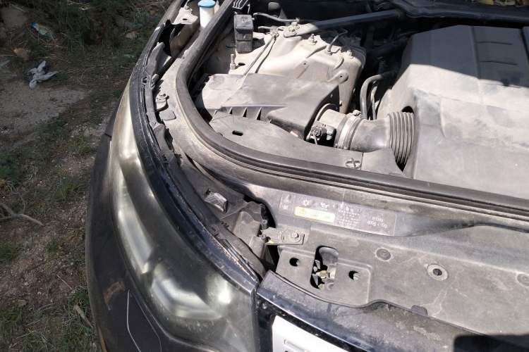 Used Land Rover Discovery 2017 3.0 SC V6 HSE Engine Bay Right