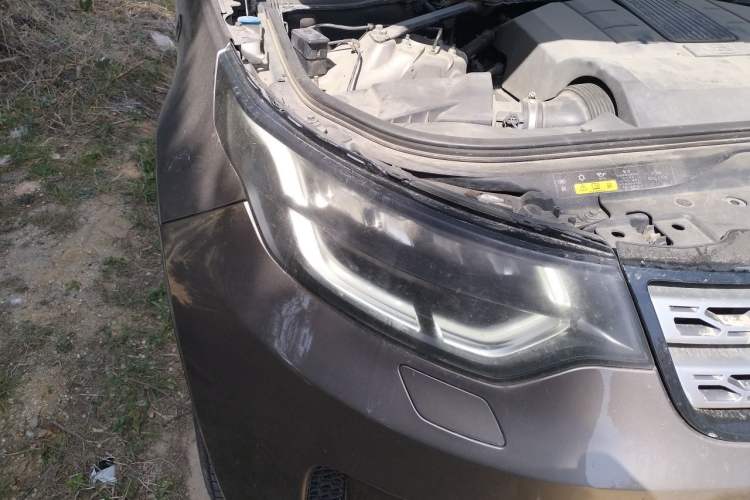 Used Land Rover Discovery 2017 3.0 SC V6 HSE Right Front Headlight