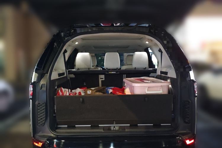 Used Land Rover Discovery 2017 3.0 SC V6 HSE Trunk