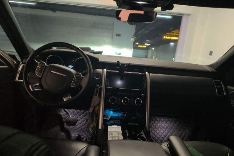 Used Land Rover Discovery 2017 3.0 SC V6 HSE LUXURY Headliner