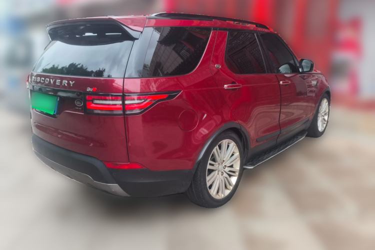 Used Land Rover Discovery 2017 3.0 SC V6 HSE LUXURY Rear Right 45 Deg