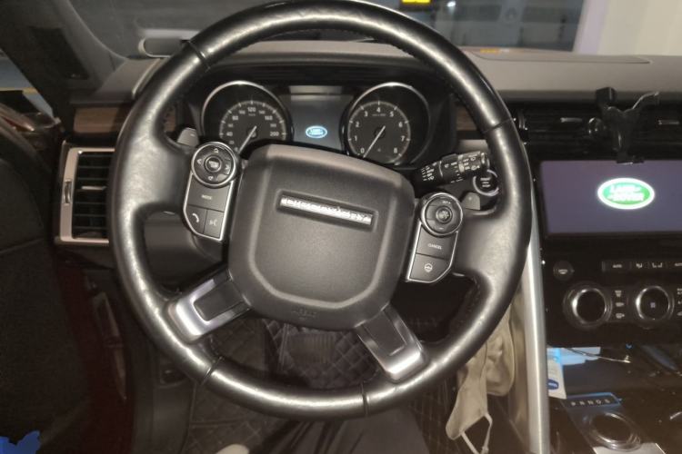 Used Land Rover Discovery 2017 3.0 SC V6 HSE LUXURY Steering Wheel