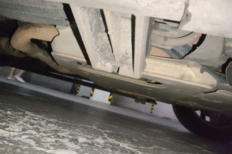 Used Land Rover Discovery 2017 3.0 SC V6 SE Chassis Front Right