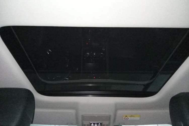 Used Land Rover Discovery 2017 3.0 SC V6 HSE Headliner