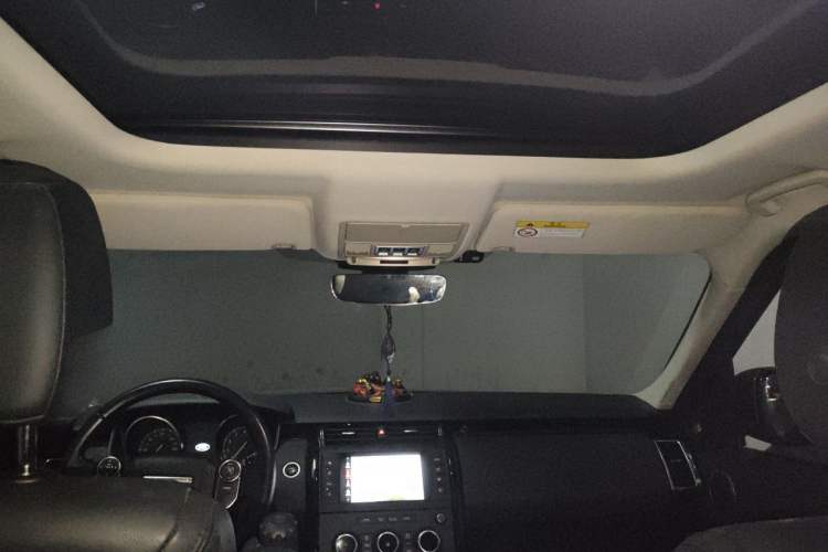 Used Land Rover Discovery 2017 3.0 SC V6 SE Headliner