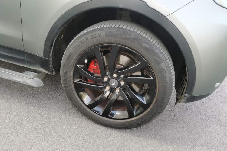Used Land Rover Discovery 2017 3.0 SC V6 HSE Right Front Wheel Hub