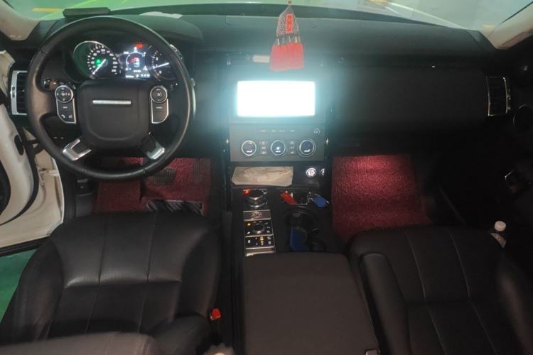 Used Land Rover Discovery 2017 3.0 SC V6 SE Center Console