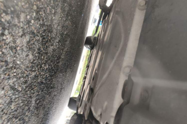 Used Land Rover Discovery 2017 5th Generation 3.0 V6 SE Chassis Front